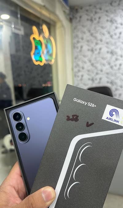 Samsung Mobile S26 Plus 12/256/Samsung Galaxy S25  /Samsung  Fold 17